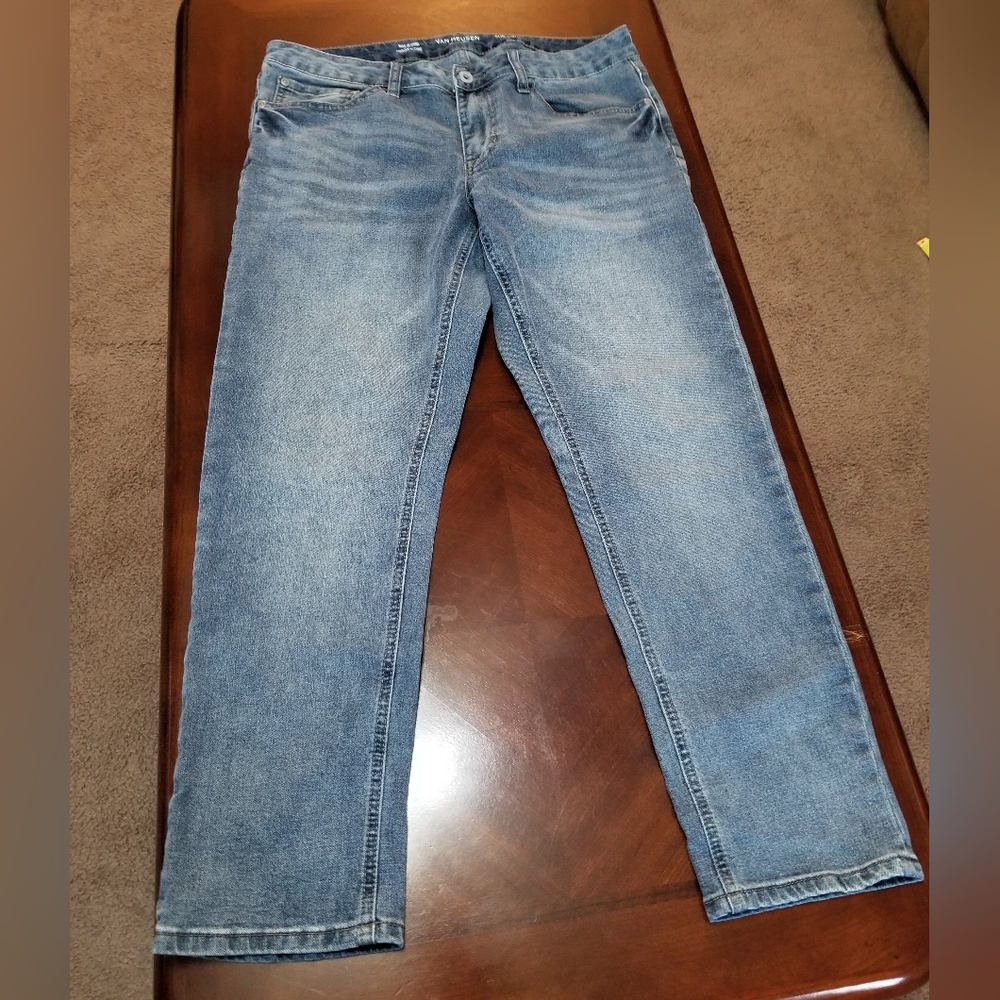Van Heusen Never Tuck Slim Jean